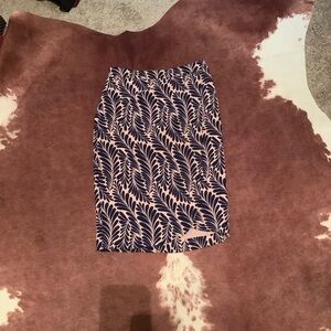 Elegant Ann Taylor Navy and Pink Patterned Skirt-size 0